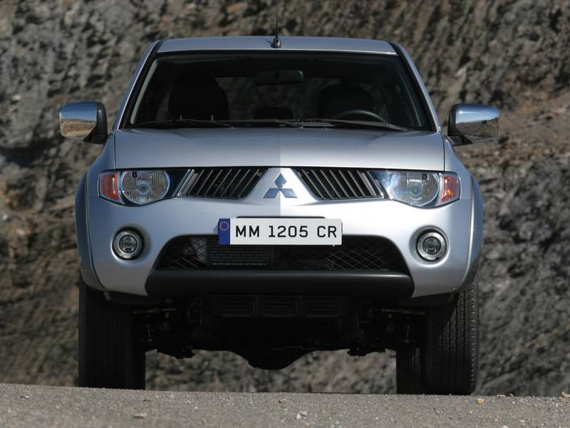 Фото автомобиля Mitsubishi L200
