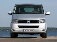 Фото Volkswagen Multivan 2.0 TDI MT №1